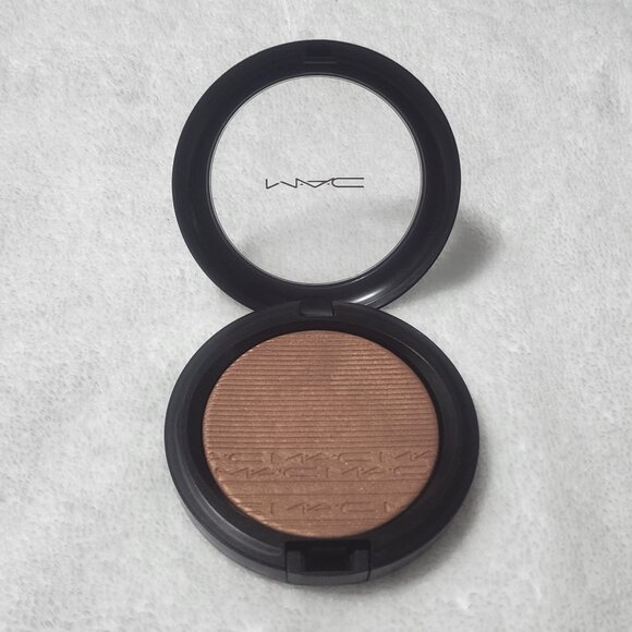 Extra Dimension Skinfinish color Glow With It - Picture 5 of 11